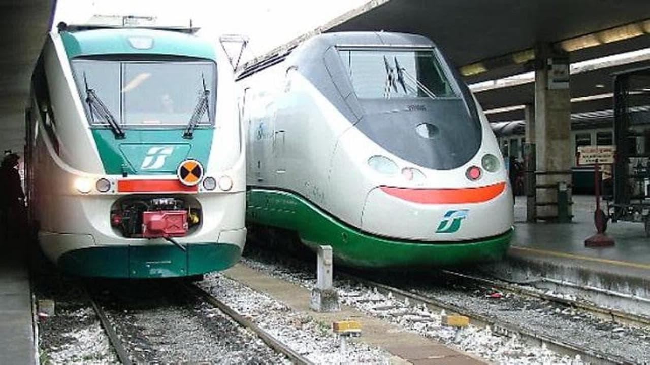 Sabotaggi sull’Alta velocità, rallentata circolazione treni. Salvini: “Staneremo i delinquenti”
