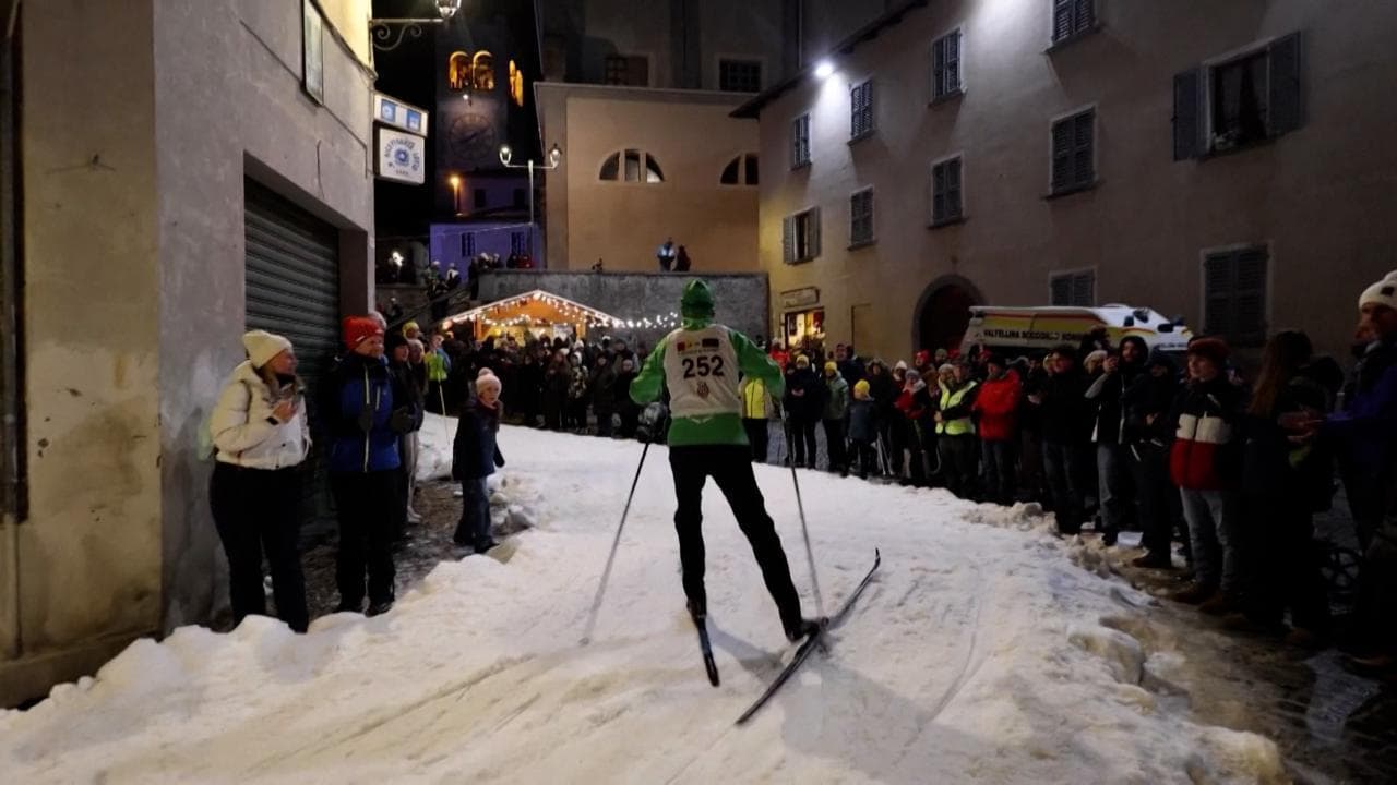 Bormio, l'altra Olimpiade: la notte del Palio tra le vie innevate del paese