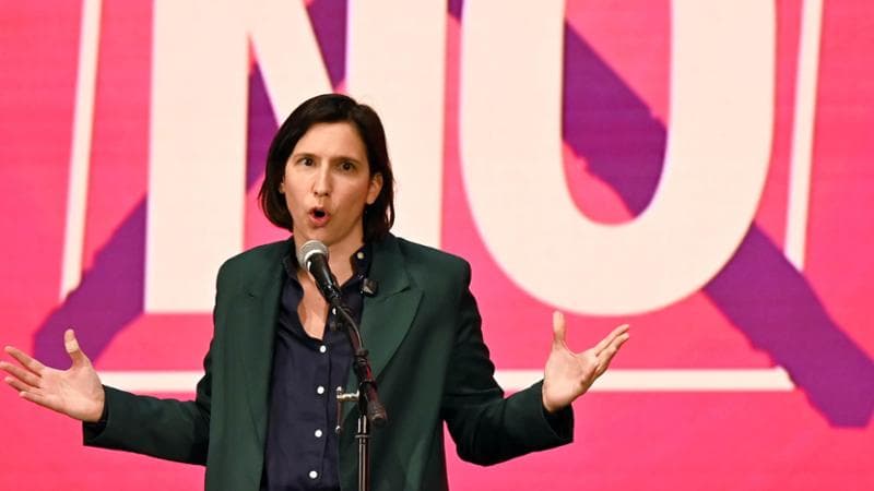 Cantare “Volare” alle Olimpiadi dei referendum