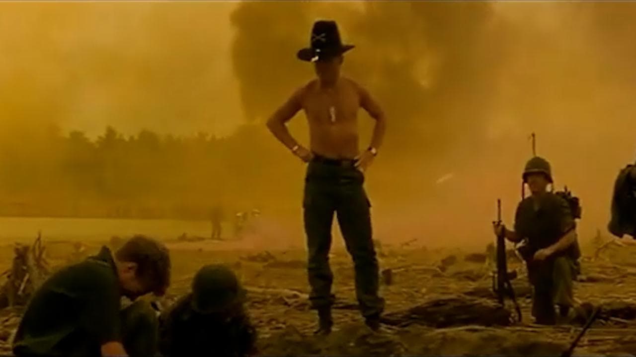 "Mi piace l'odore del napalm al mattino...", Robert Duvall e la storica frase in "Apocalypse Now"