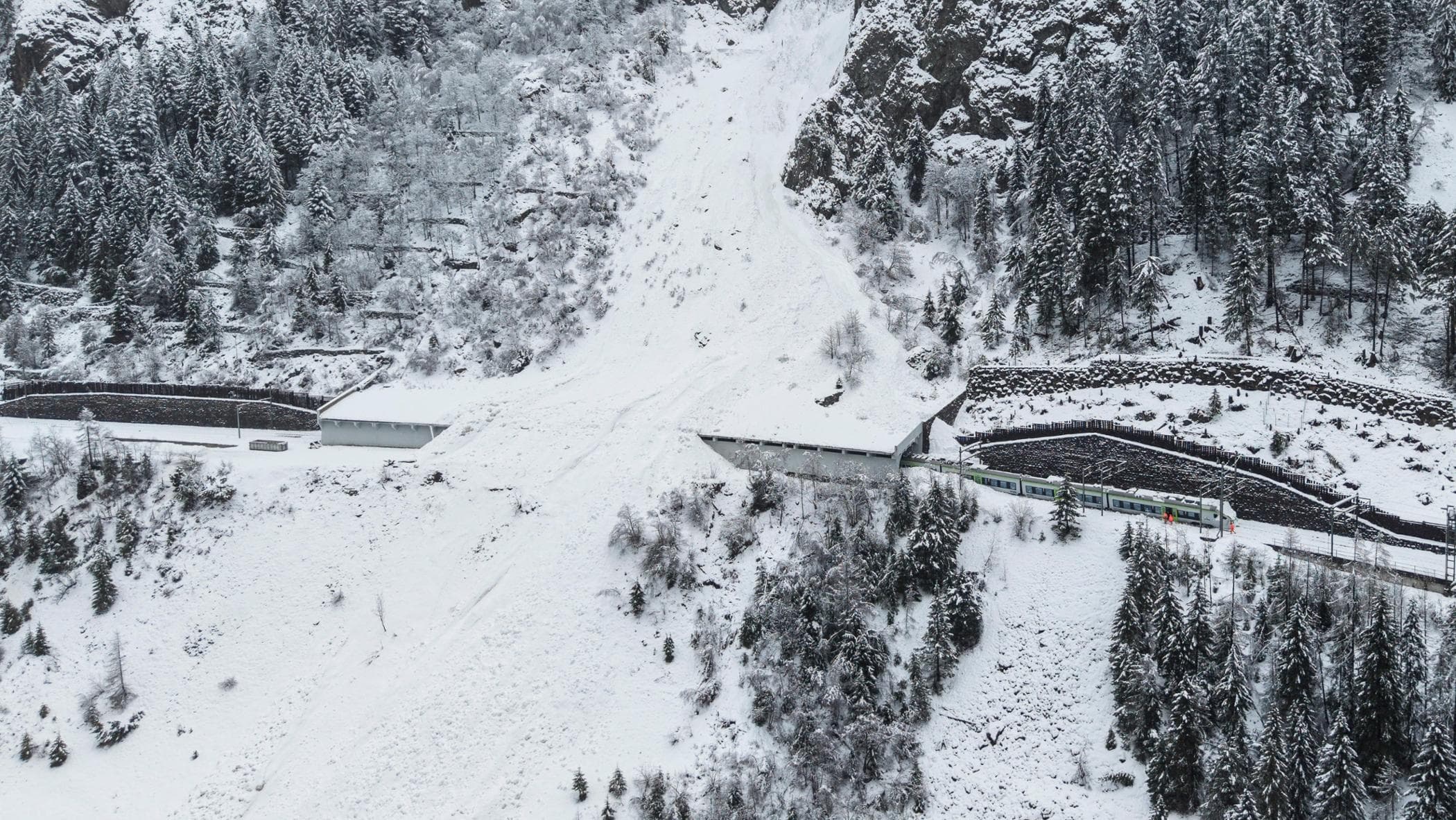 Un morto ogni due giorni così nell’ultimo mese la neve è diventata un pericolo