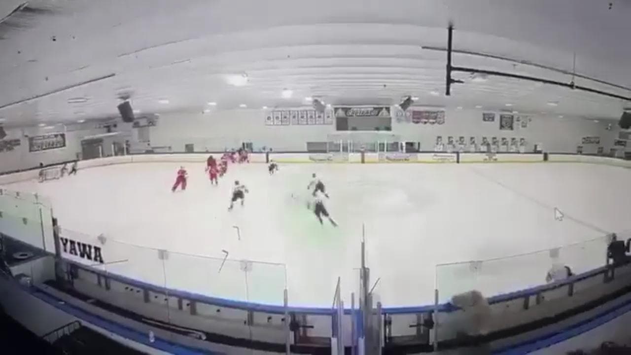 Stati Uniti, sparatoria in campo durante una partita di hockey