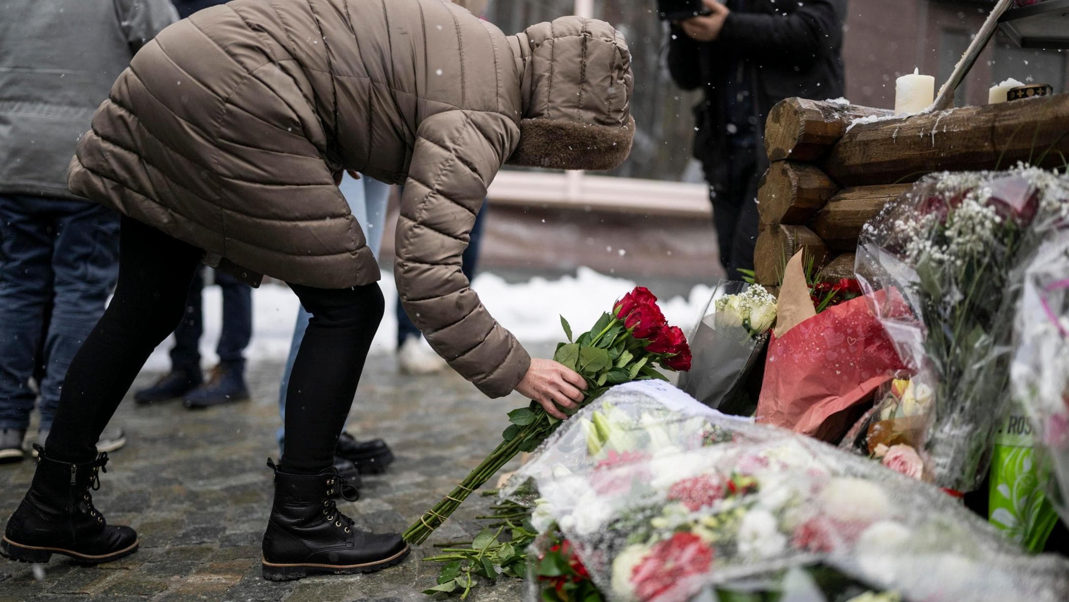 Crans-Montana, il bodyguard: “Jessica ci aveva detto di tenere chiuse le porte di sicurezza”