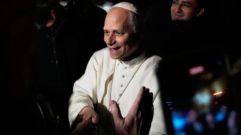 Laici e donne ai vertici del Vaticano, la mossa che spiana la strada a papa Leone