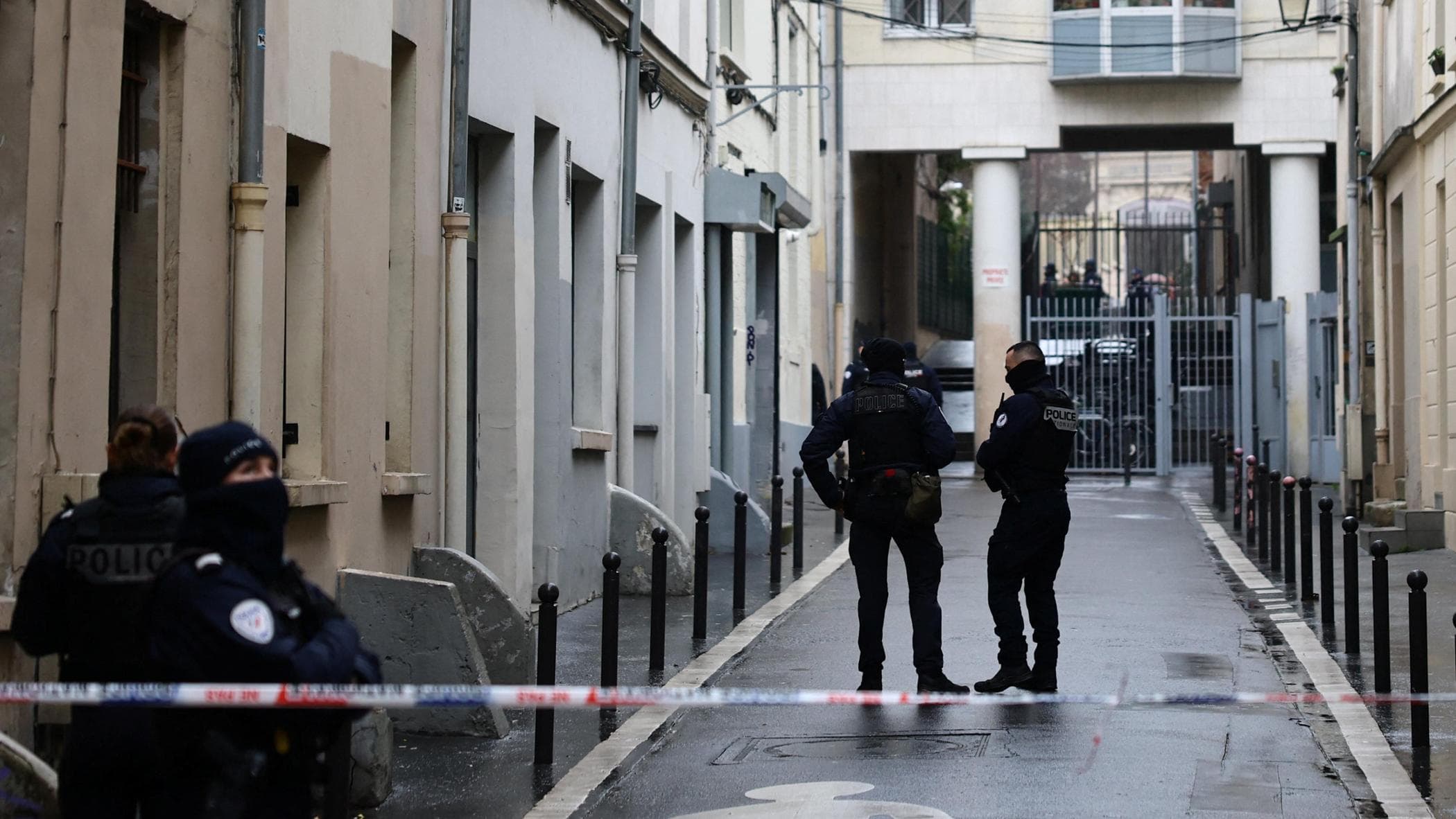Parigi, evacuata la sede della France Insoumise per un allarme bomba
