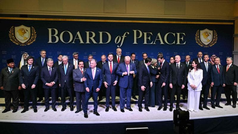“Gloria” di Tozzi come colonna sonora per la foto del Board of Peace