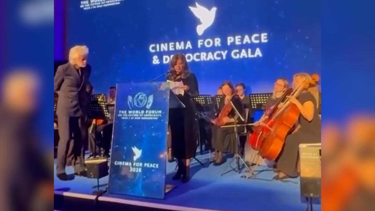 Berlinale, la regista Ben Hania rifiuta il premio: "Non ha valore finché è in corso un genocidio"