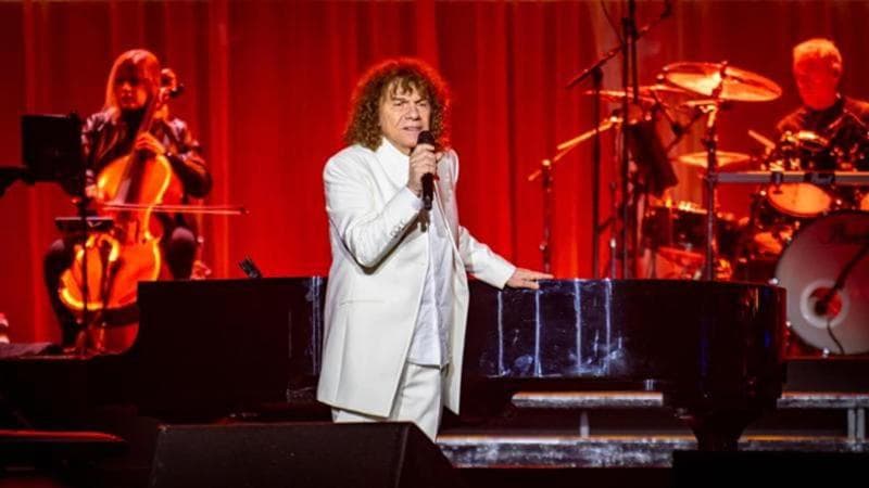 Riccardo Cocciante compie 80 anni e torna con un nuovo album