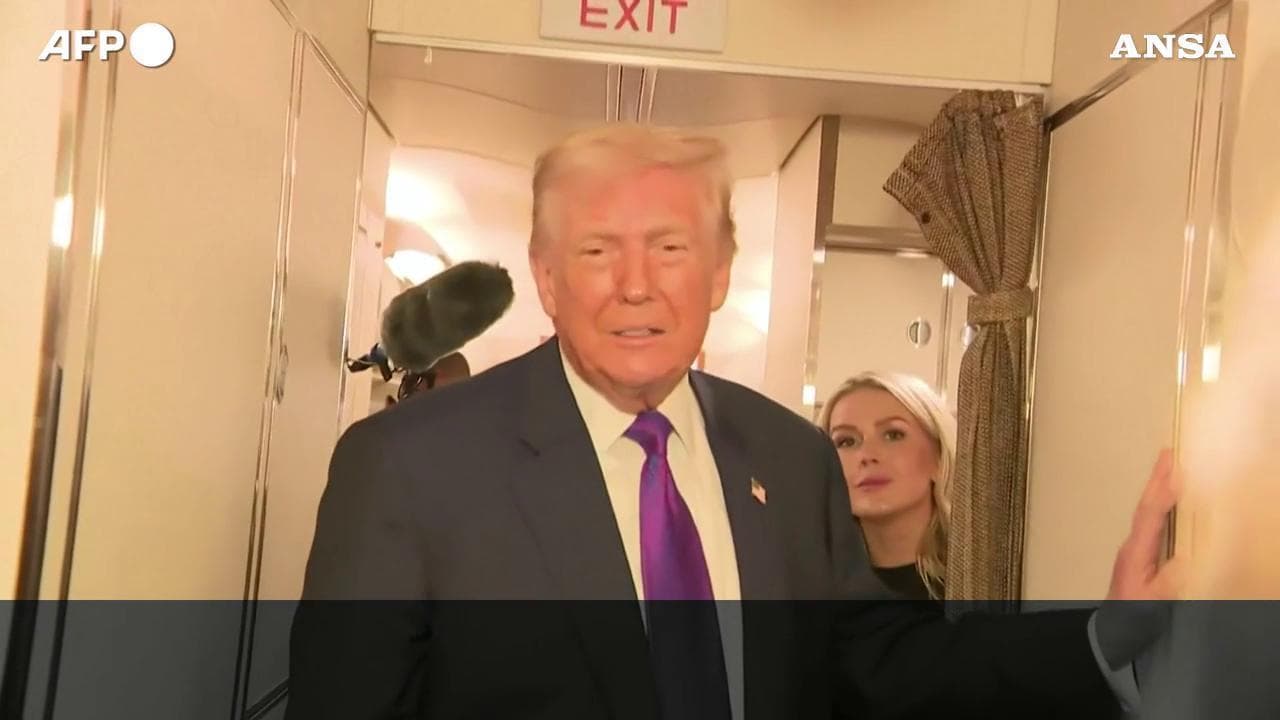 Caso Epstein, Trump: "Triste per l'arresto dell'ex principe Andrea. Io completamente scagionato"