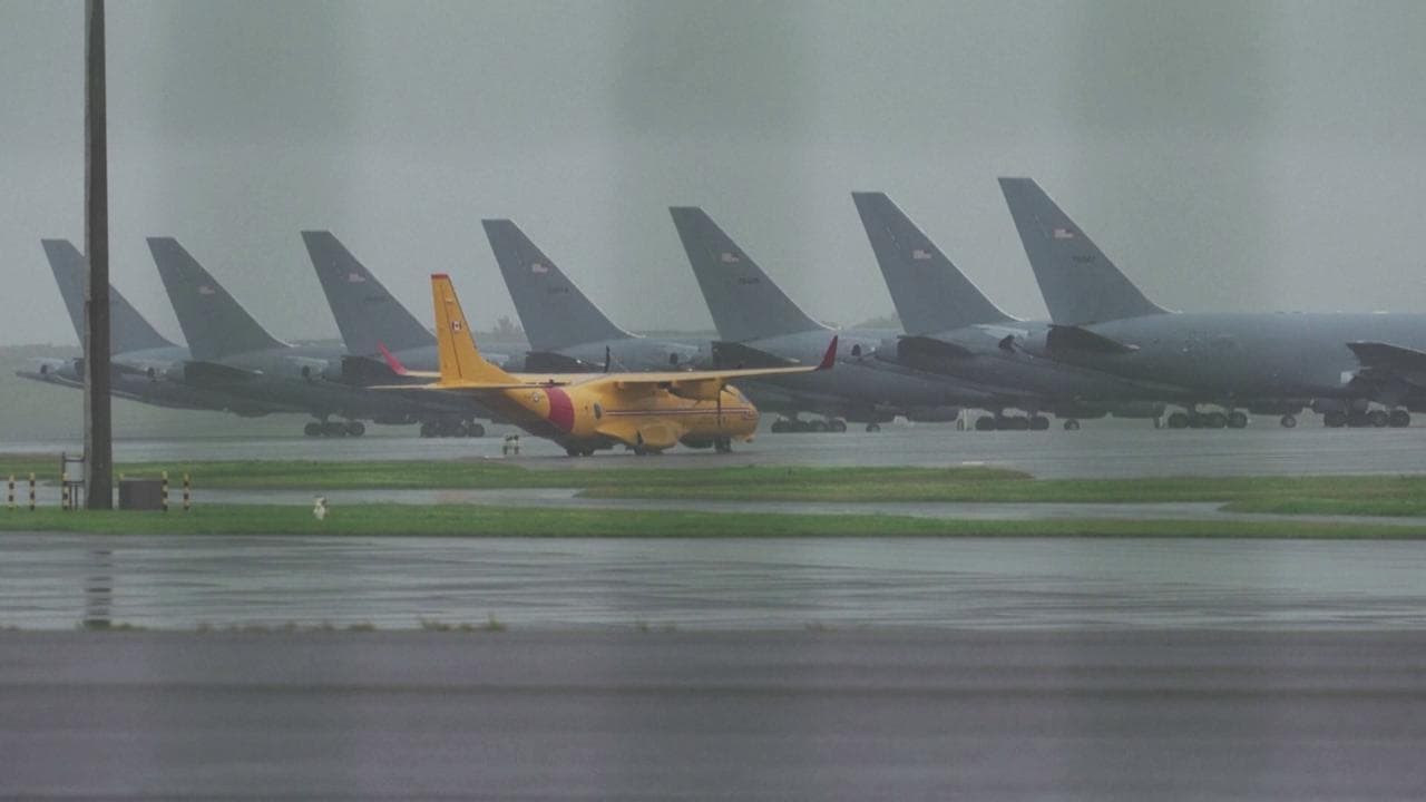 Crisi Usa - Iran, Trump schiera una forza aerea "senza precedenti" nella base di Lajes nelle Azzorre