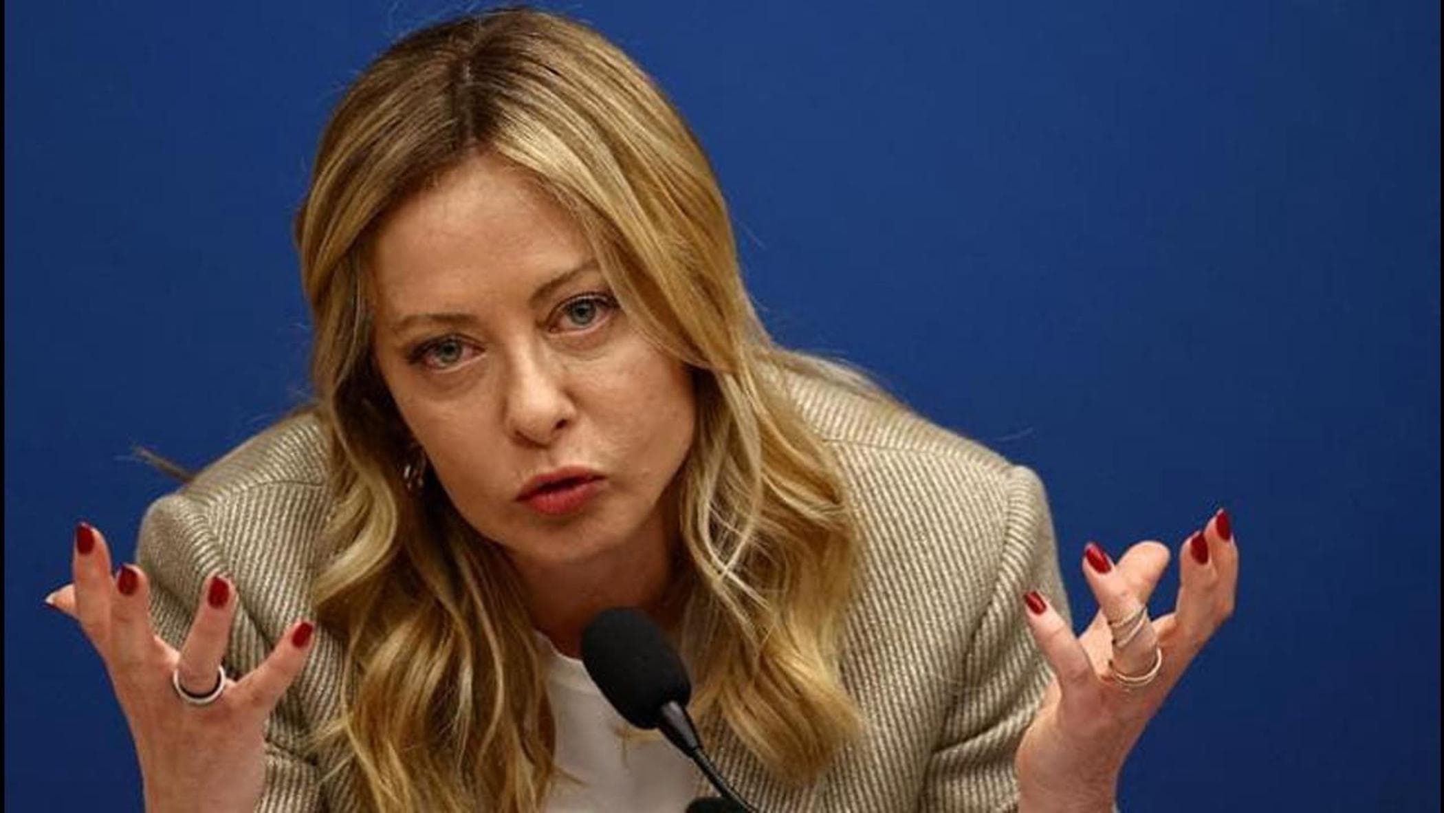 Meloni attende sui dazi: troppe incognite. E il governo frena sui rimborsi