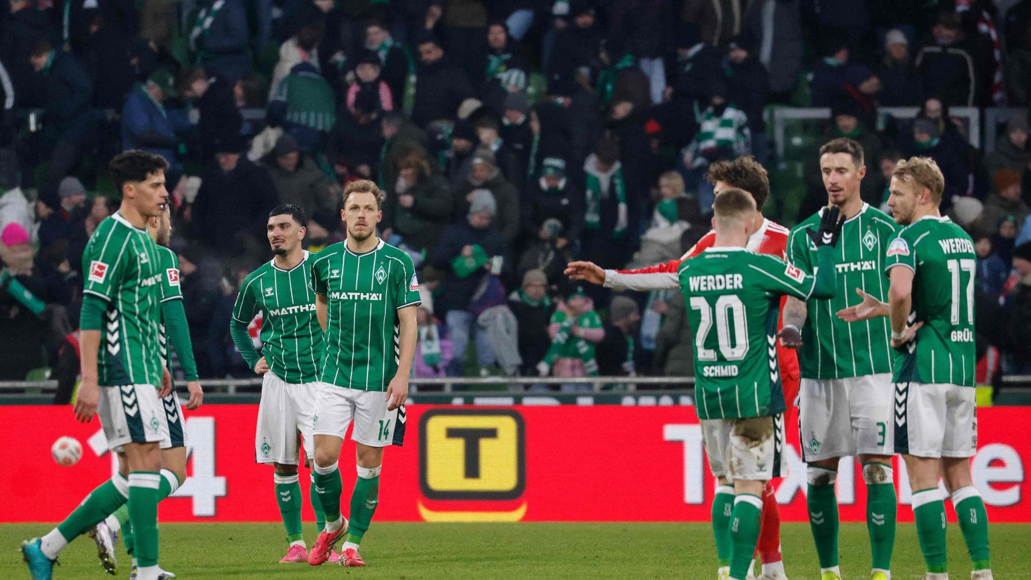 Werder Brema, niente tournée negli Stati Uniti: “Non giochiamo dove sparano ai cittadini”