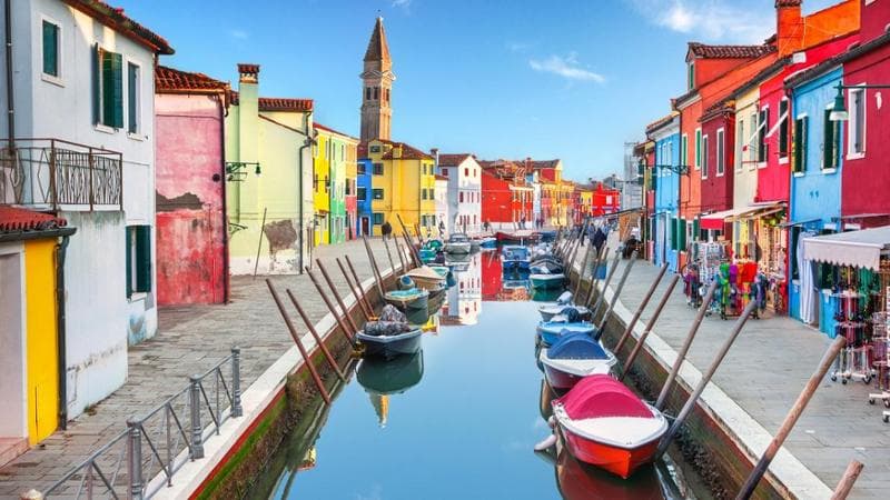 8) Burano (VE). Adisa