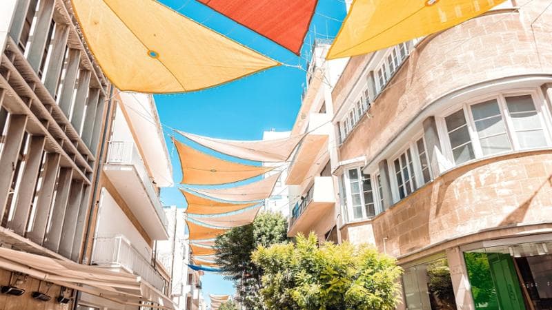 2) Nicosia, Cipro (Kirill, Makrov)
