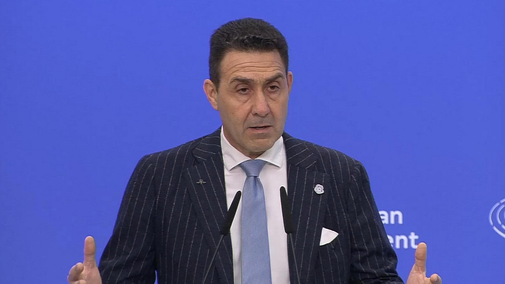Strasburgo, Vannacci con l’Afd vota contro Zelensky