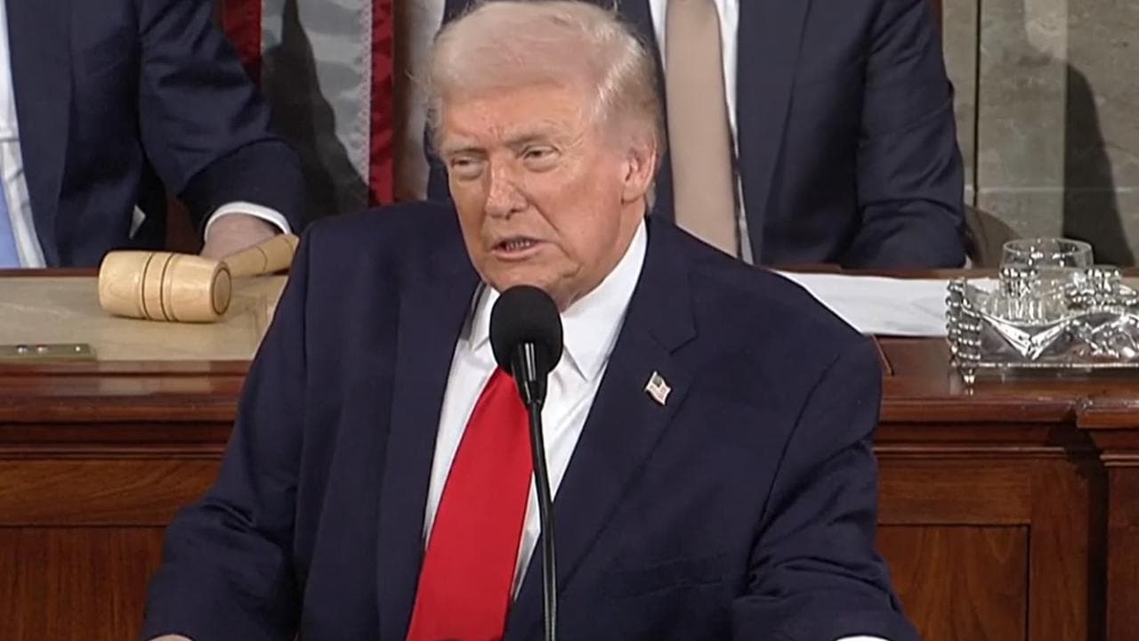 Trump: "La sentenza sui dazi della Corte suprema è stata infelice"