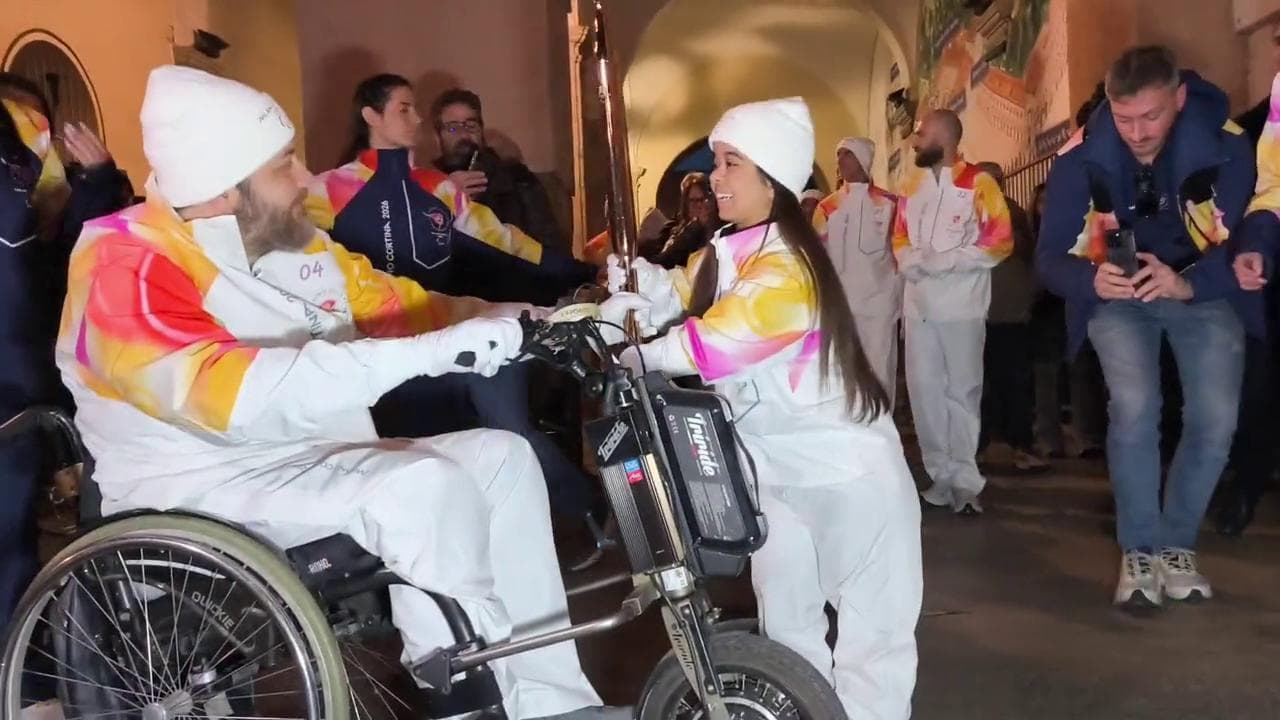 Torcia Paralimpica a Torino, la prima tappa del viaggio verso Milano Cortina 2026