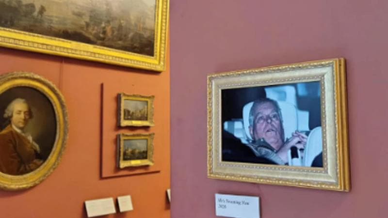 Louvre'un müdürü istifa etti: Yüzyılın hırsızlığından sonra müzenin başı dertte