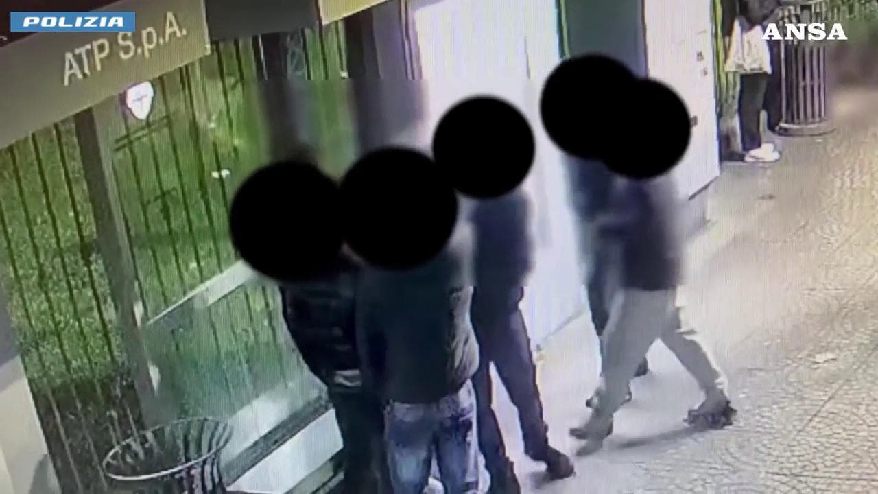 Baby gang terrorizzava Sassari con rapine e pestaggi: 2 arresti e 5 indagati