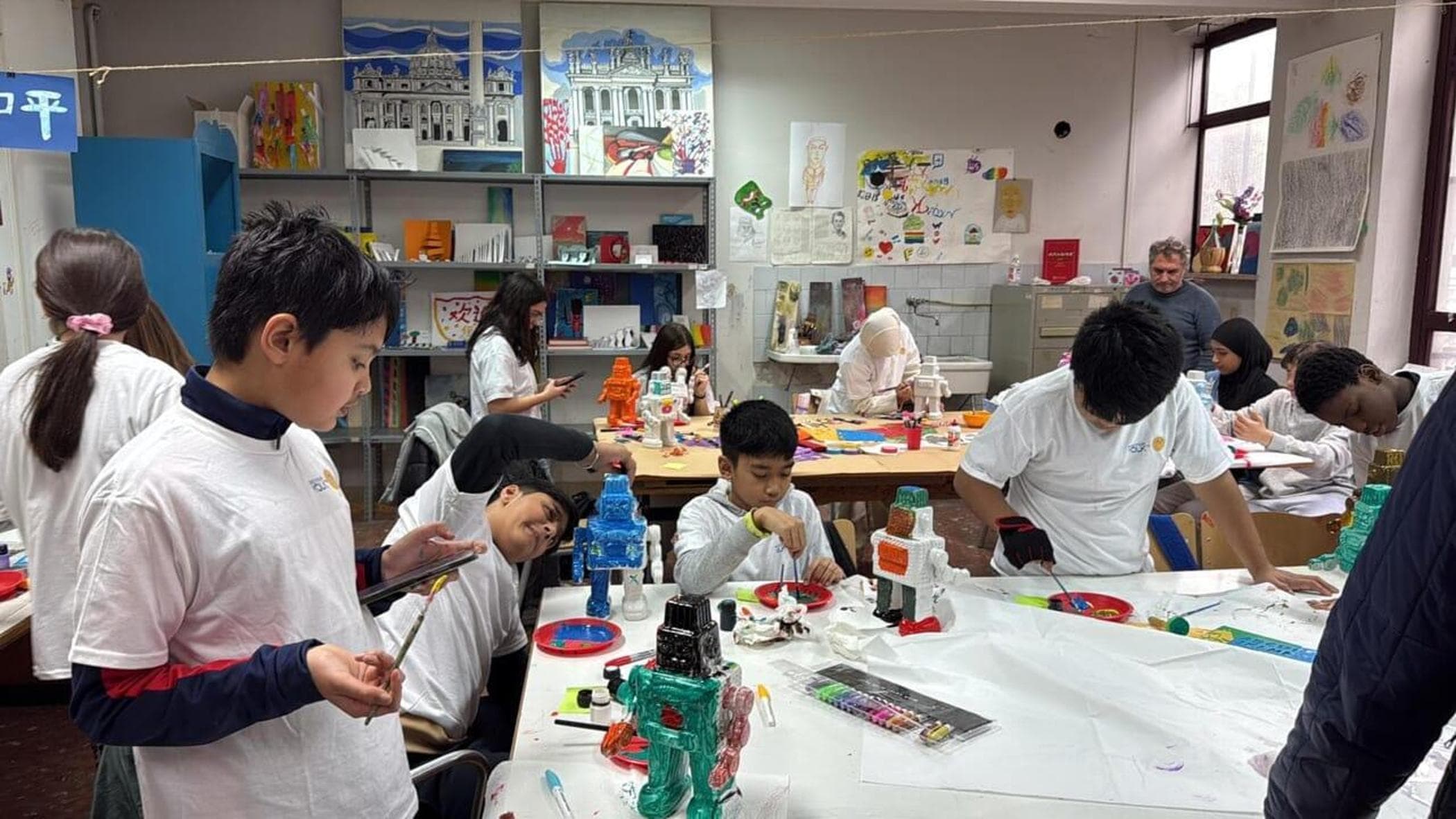 Eğitim yoksulluğu: İtalya'da 1,3 milyon genci etkileyen olguya karşı program