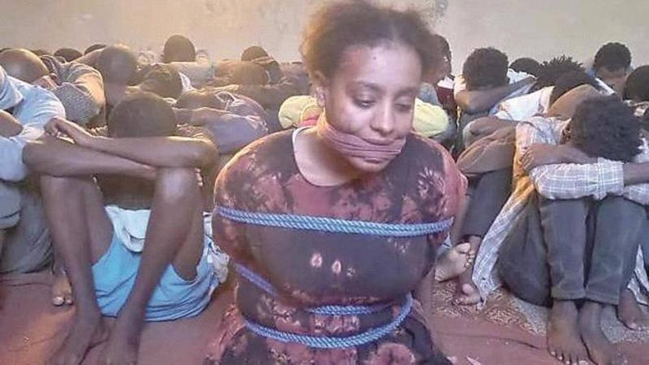 Libya: Hareket halindeki insanlara karşı sistematik taciz ve işkence