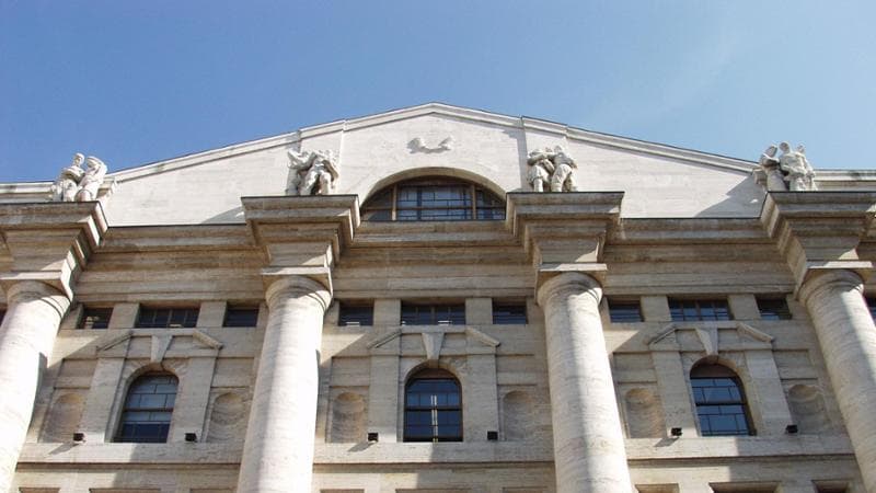 Le Borse oggi 27 febbraio. Tonfo per Mps e Mediobanca dopo il Piano industriale