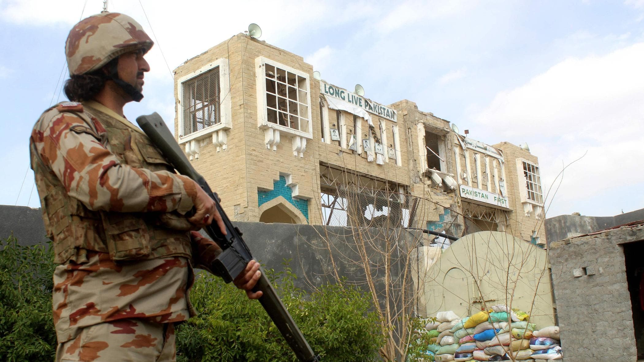 Afganistan ve Pakistan arasındaki savaşın nedenleri