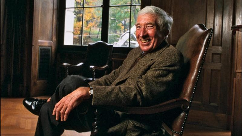 John Updike (1932-2009). Il suo epistolario (A Life in Letters) è pubblicato da Penguin Books (Ulf Andersen/Getty Images)
