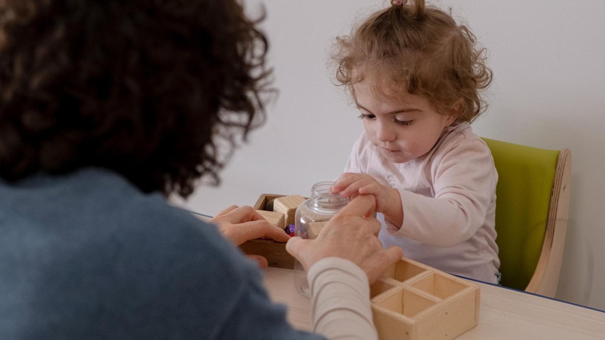 Nadir hastalıklar, sağır, kör ve çoklu engeli olan çocuklar ve yetişkinler için yaşam projesi