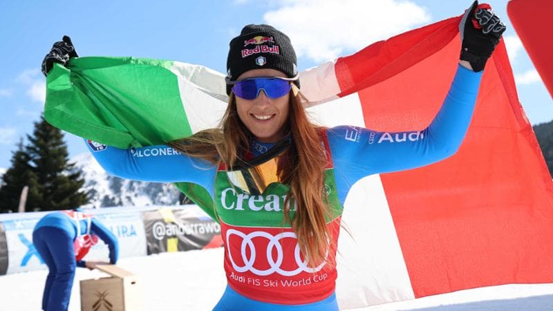 Sofia Goggia festeggia a Soldeu