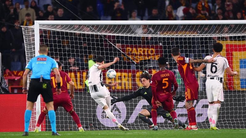 La Roma scappa sul 3-1, la Juve la riprende con Gatti al 93’: 3-3 all’Olimpico