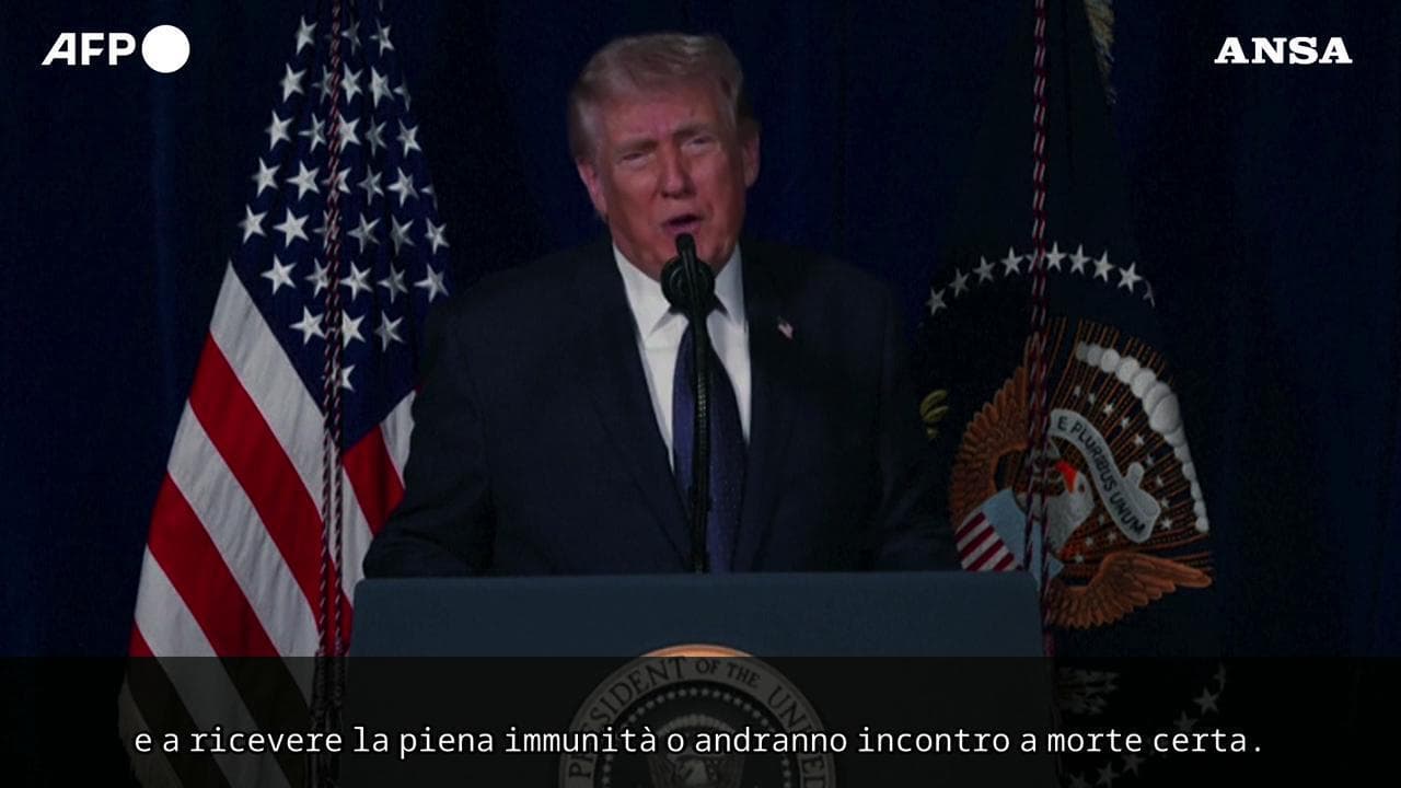 Trump: "Mi appello ai patrioti iraniani: siate eroici e riprendetevi il Paese "