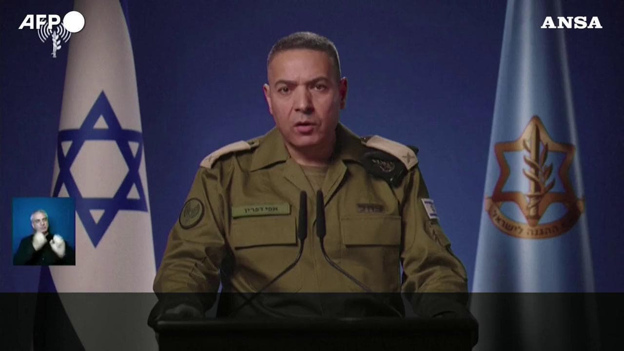 Medio Oriente, l'esercito israeliano: "Inferto un duro colpo ai centri di comando dell'Iran"