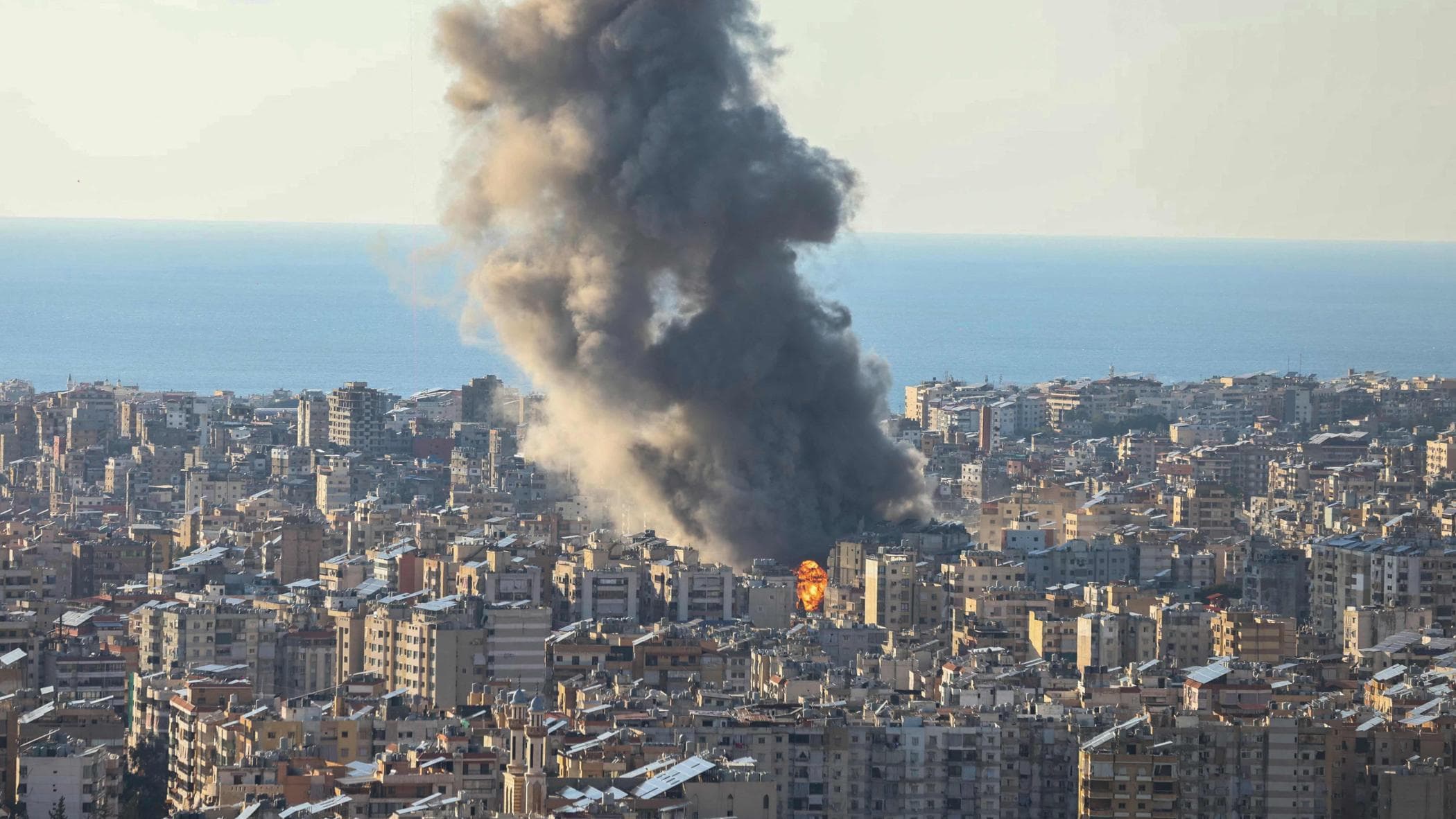 Droni su Cipro, jet Usa abbattuti in Kuwait. E il Libano torna in fiamme