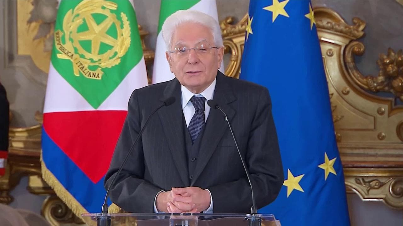 Mattarella: "Nuova guerra sanguinaria e due visioni del mondo. Non rassegniamoci all'indifferenza"
