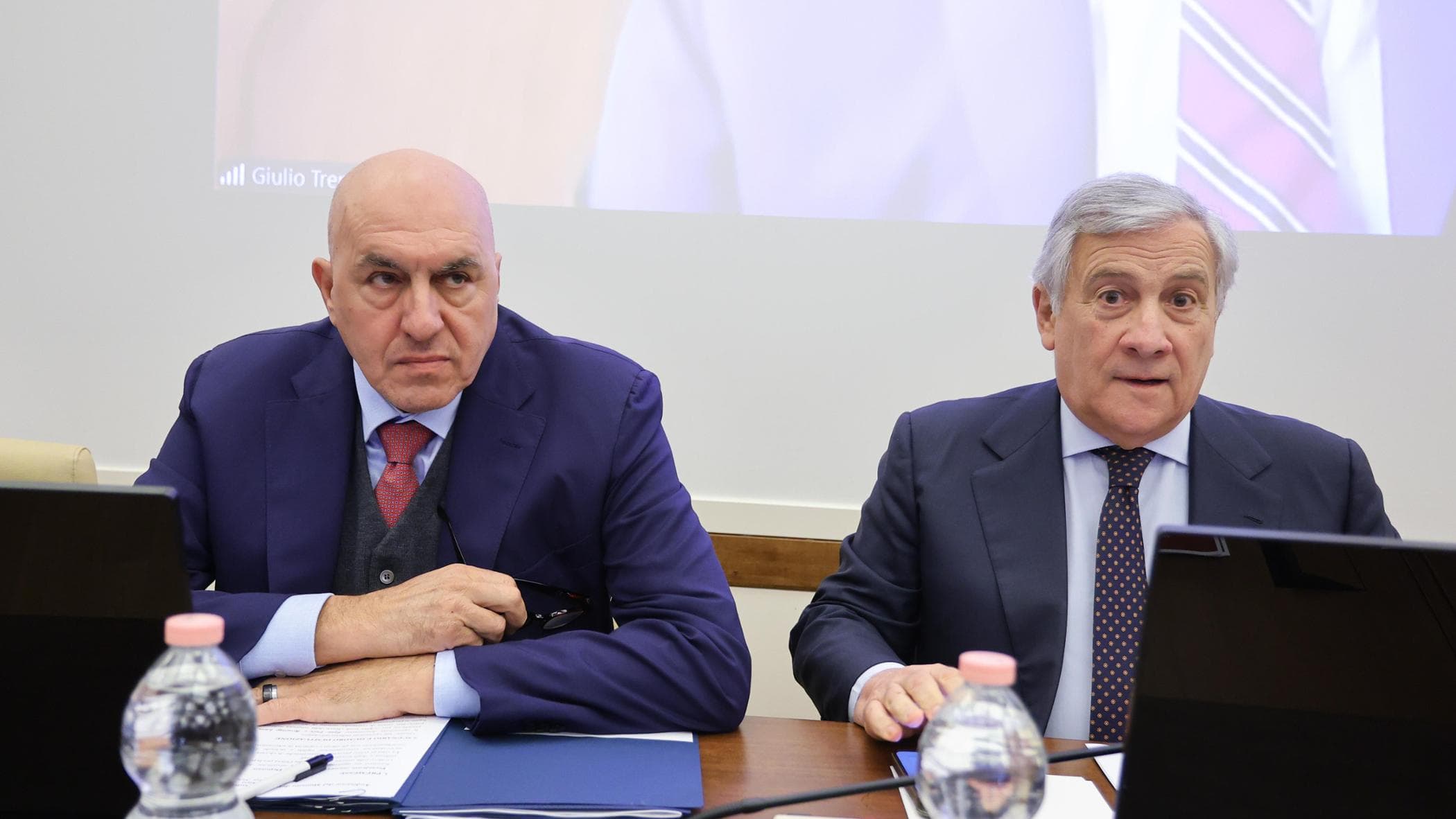 Crisi in Medio Oriente, Crosetto e Tajani domani in aula: comunicazioni e voto sulle risoluzioni