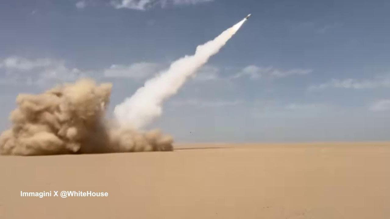 Iran, la Casa Bianca pubblica su X un video che mescola immagini di videogame e degli attacchi