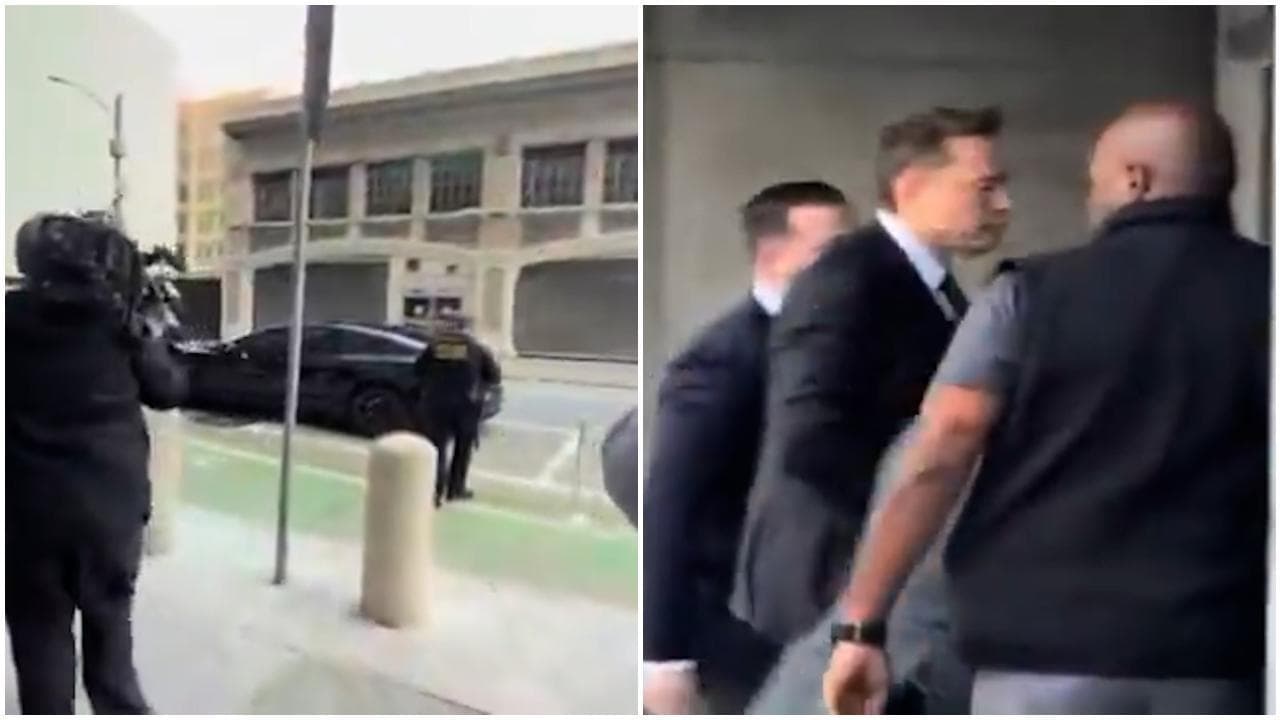 Musk beffa i reporter che lo aspettano fuori dal tribunale: manda una Tesla come esca, arriva in Suv