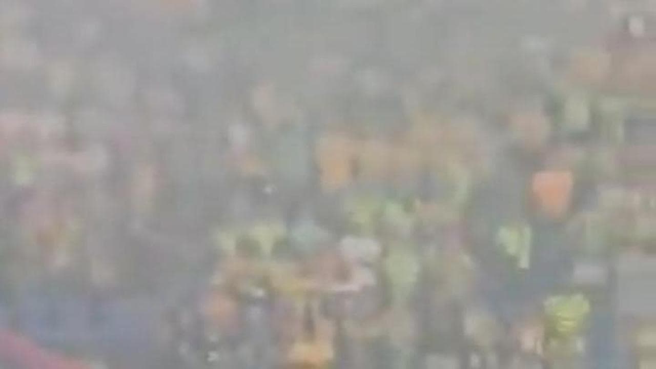 Iran, stavolta la nazionale femminile di calcio canta l'inno e fa il saluto militare prima del match