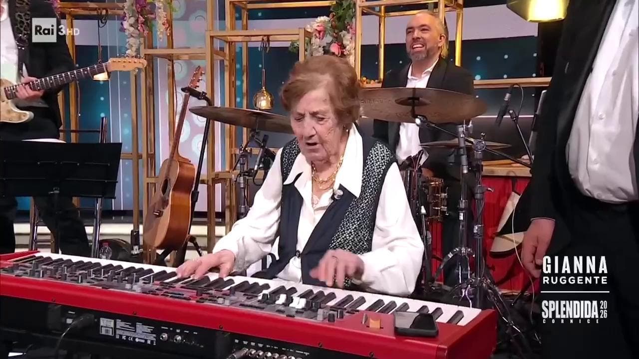 A quasi 106 anni suona e canta "Bésame mucho": la nuova performance di Giovanna Pratesi dopo Sanremo