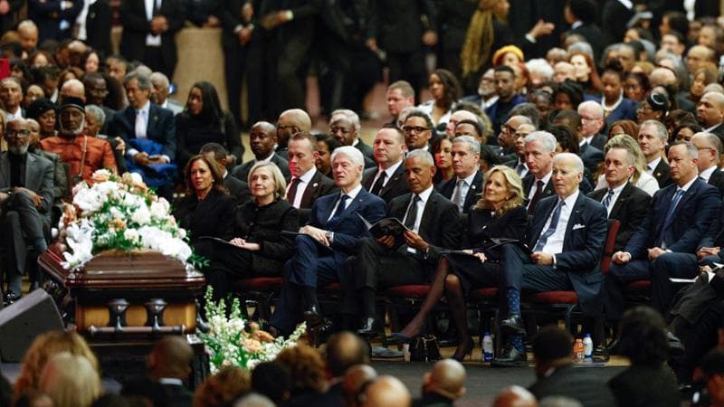 Tre ex presidenti dem all’addio del reverendo Jackson. Obama attacca Trump: “Assalto a democrazia”