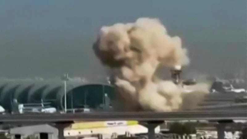 Allarmi e droni, Dubai senza tregua. Il presidente: “Sono tempi di guerra”
