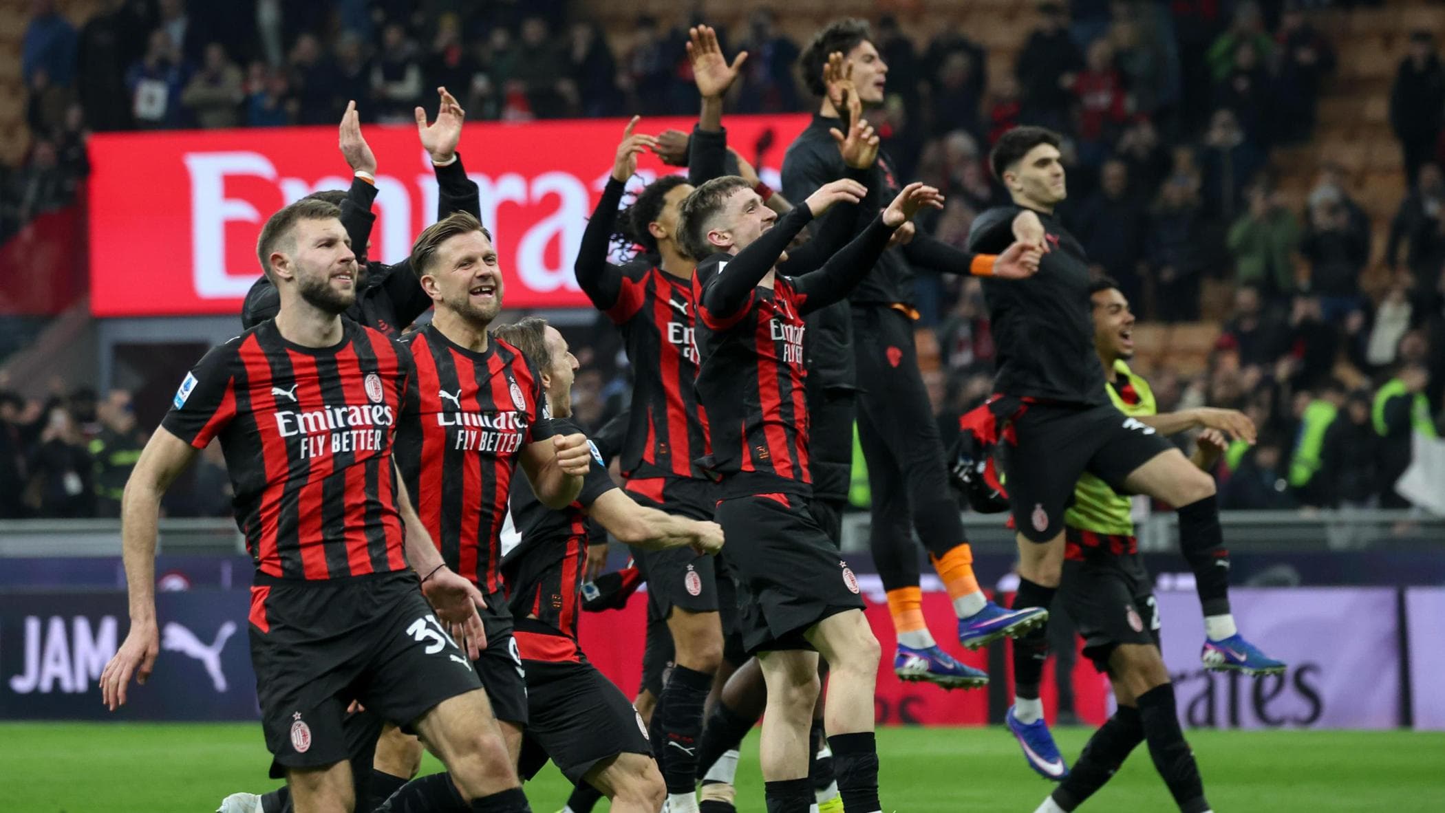 Il calendario, l’effetto derby, la rosa: perché il Milan può credere nella rimonta scudetto