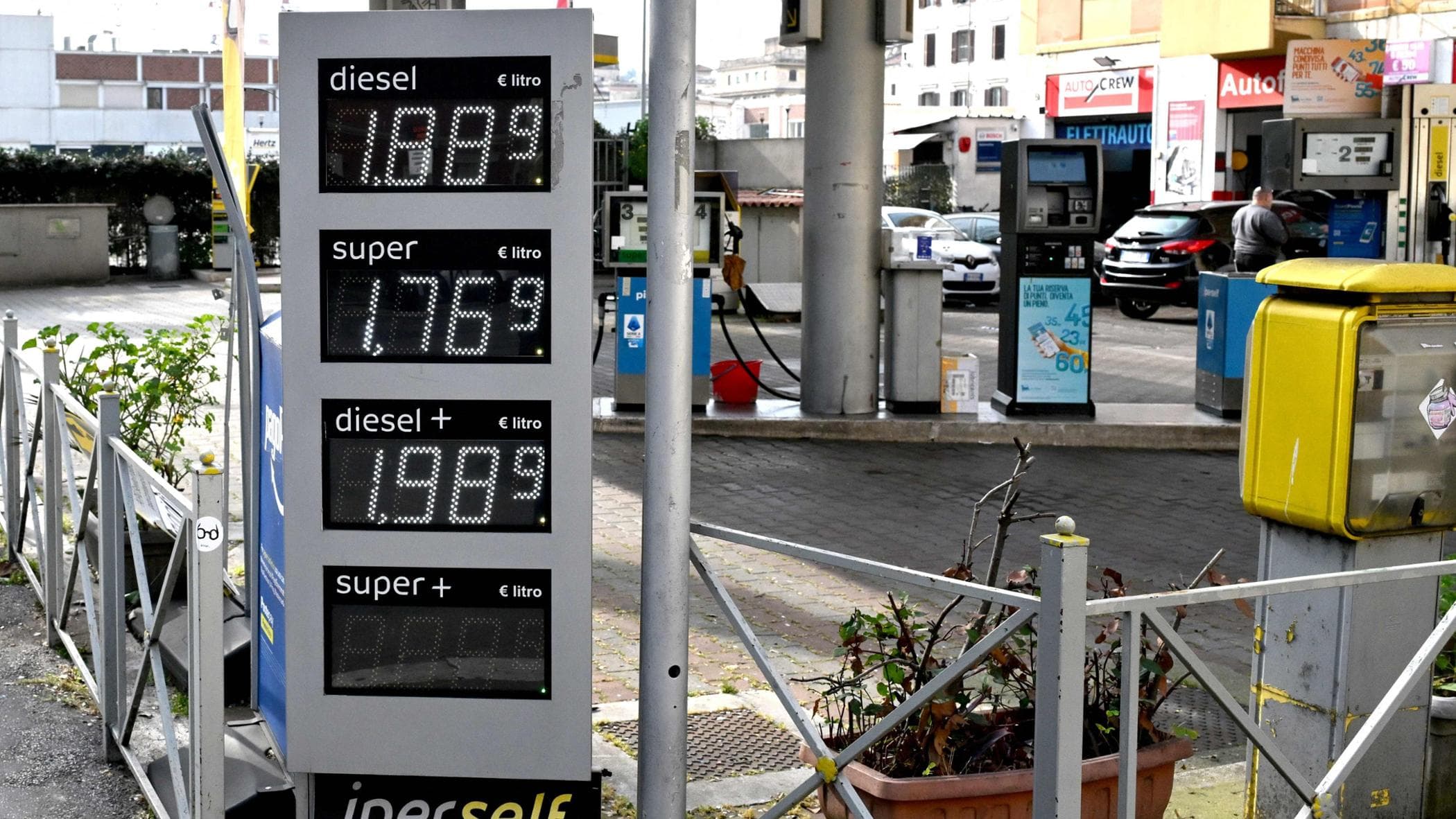 Energia, l’Italia più a rischio: lo shock potrà costare fino a un punto d’inflazione