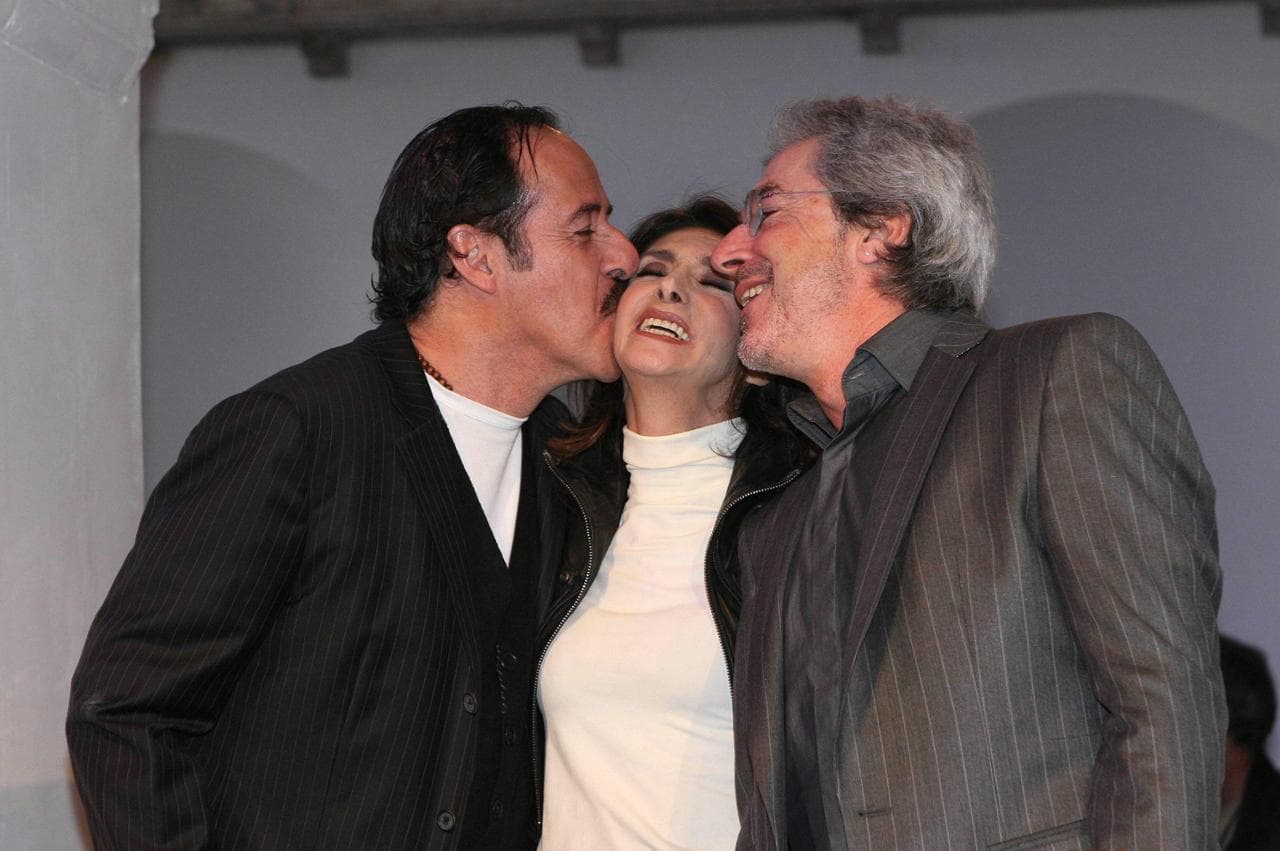 L'attore con Lopez e Anna Marchesini