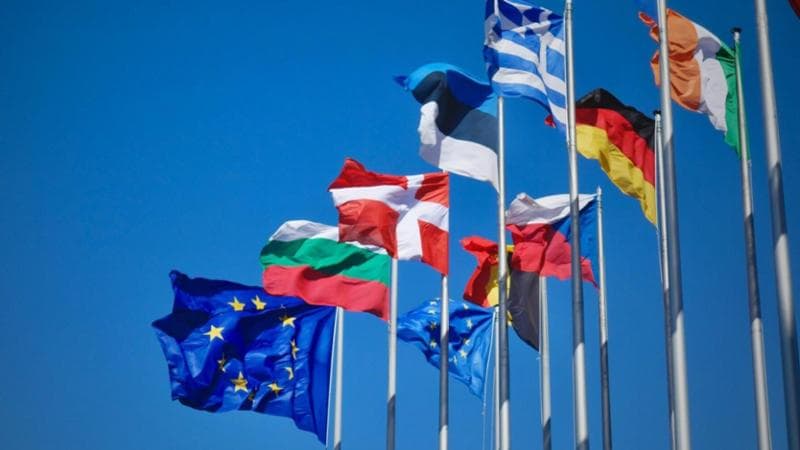 Biennale nella bufera, 22 paesi europei contro la presenza russa. E Bruxelles: vi tagliamo i fondi