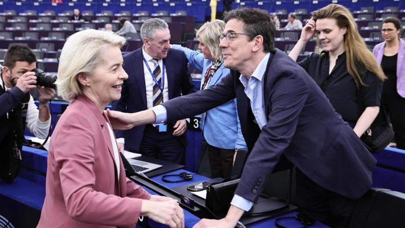 La presidente della Commissione Ue Ursula von der Leyen nell'Emiciclo del Parlamento Europeo a Strasburgo