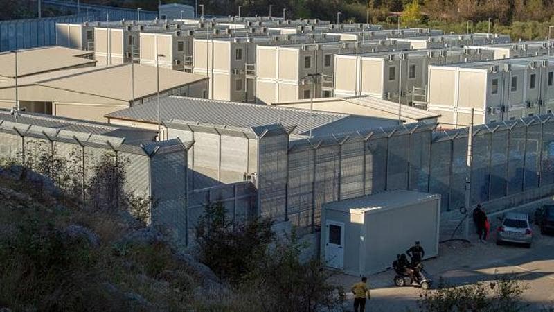 Migranti mandati in Albania invece di essere rimpatriati, ecco perché i condannati tornano liberi