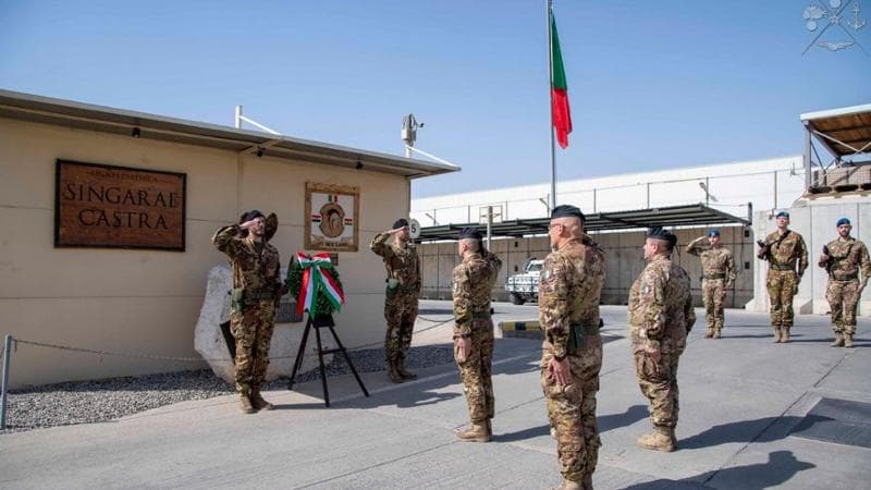 Erbil, droni colpiscono la base degli italiani. Tajani: “Spostati nel bunker, stanno bene”