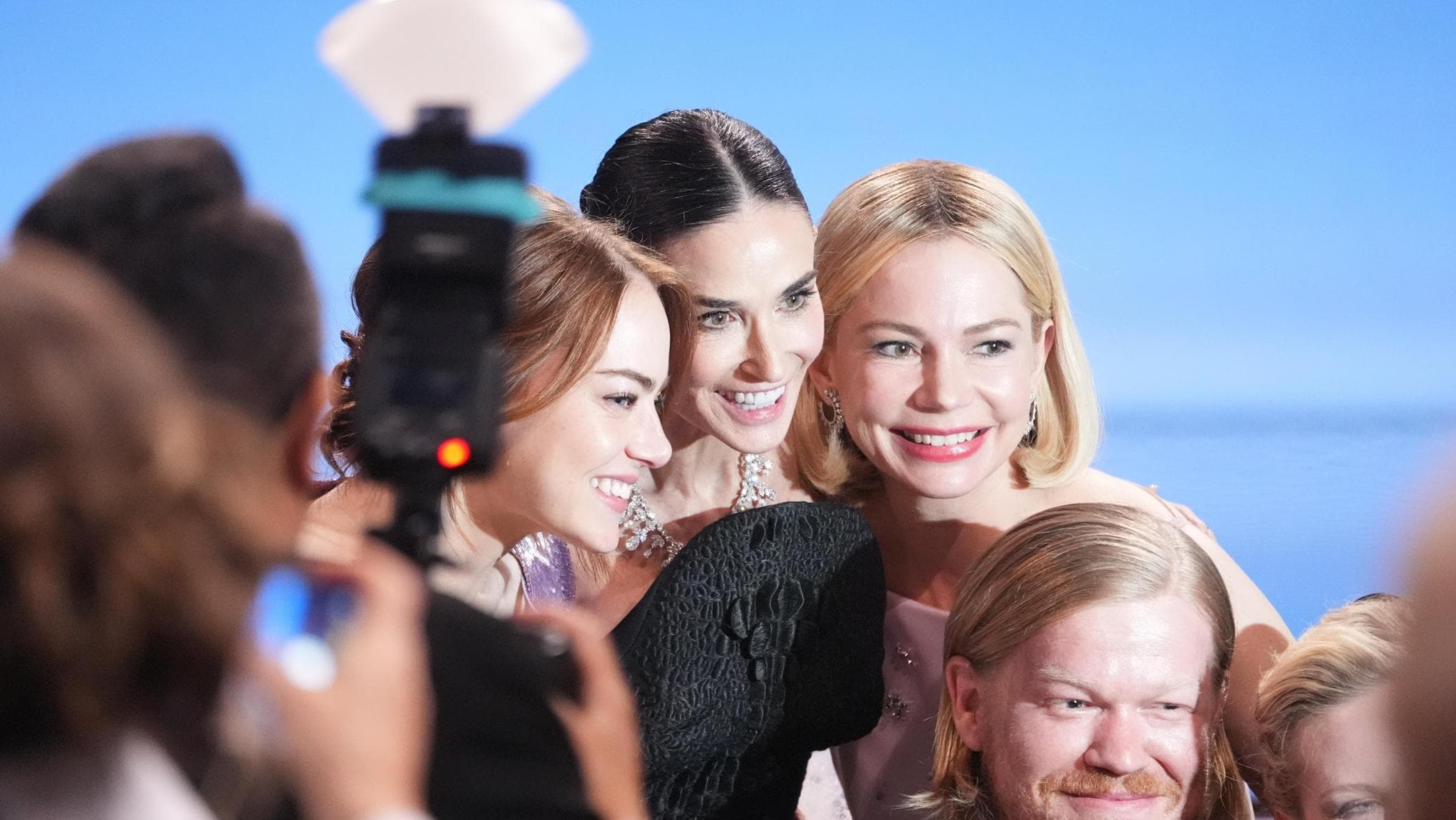 Chalamet, Buckley, DiCaprio, Moore: tutte le star agli Oscar 2026